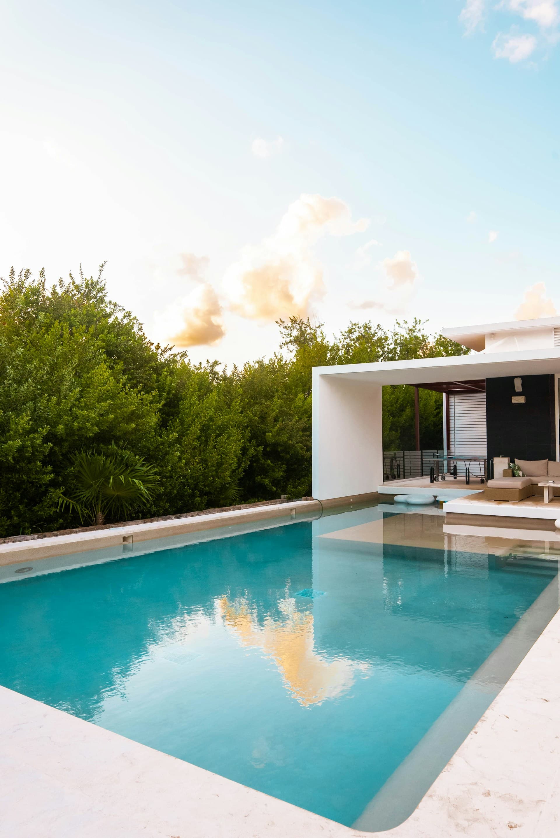 Relaxing Pool Villa